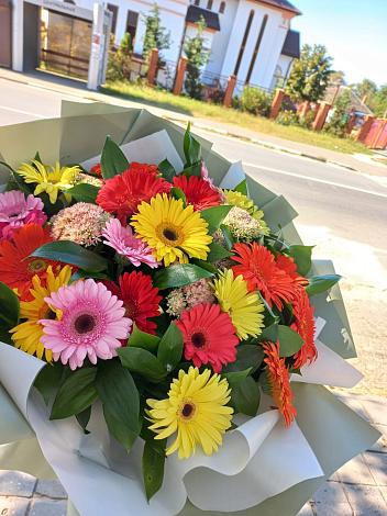 Букет цветов из: Герберы в Староизобильной